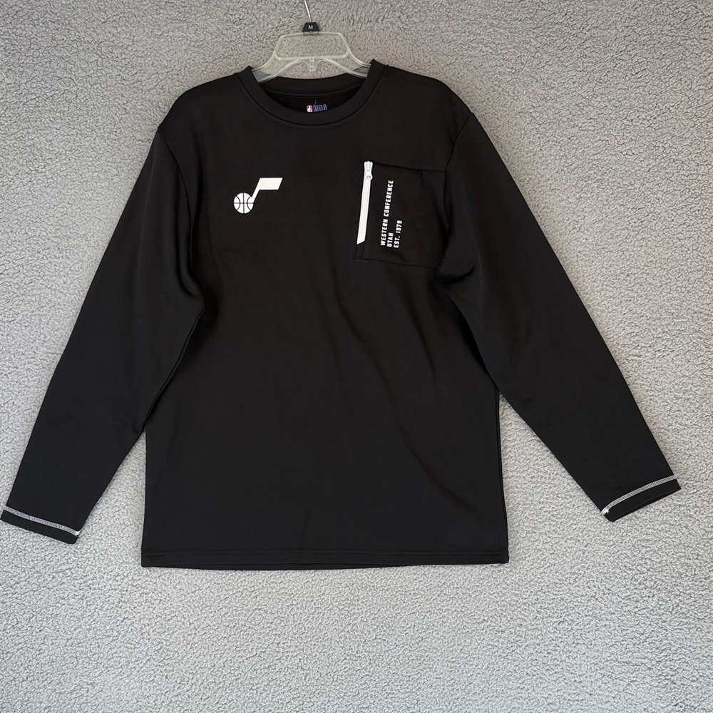Utah Jazz NBA Black & white Long sleeve crew neck Men's Large Sweater pullover
